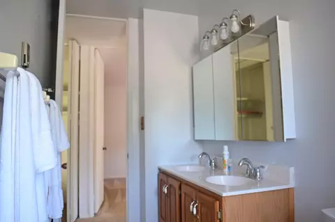 Bath - 531 Eckhart Dr, Joppa, MD 21085 photo 2 of 4