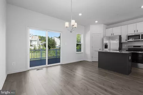 Entry Way - 379 Hackley Dr, Joppa, MD 21085 photo 5 of 9
