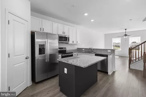 Kitchen - 379 Hackley Dr, Joppa, MD 21085 photo 3 of 4