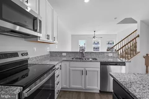 Kitchen - 379 Hackley Dr, Joppa, MD 21085 photo 4 of 4