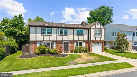 Exterior - 35 Neptune Dr, Joppa, MD 21085 photo 5 of 13