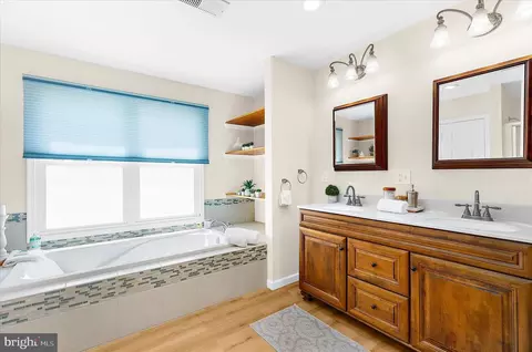 Bath - 35 Neptune Dr, Joppa, MD 21085 photo 3 of 5