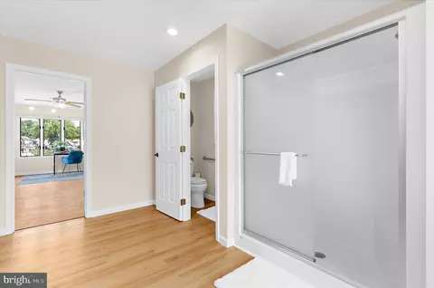 Entry Way - 35 Neptune Dr, Joppa, MD 21085 photo 3 of 4
