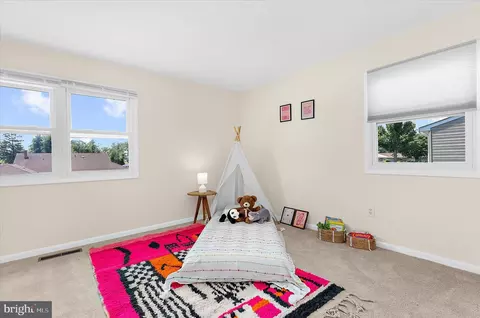 Bedroom - 35 Neptune Dr, Joppa, MD 21085 photo 4 of 11