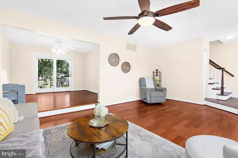 Living - 35 Neptune Dr, Joppa, MD 21085 photo 3 of 8