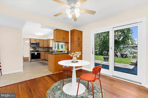 Dining - 35 Neptune Dr, Joppa, MD 21085 photo 2 of 2