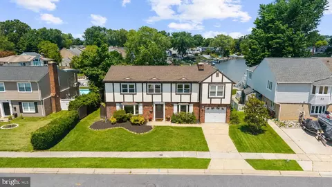 35 Neptune Dr, Joppa, MD 21085
