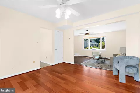 Living - 35 Neptune Dr, Joppa, MD 21085 photo 5 of 8