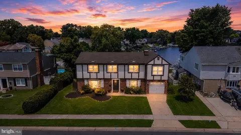 35 Neptune Dr, Joppa, MD 21085