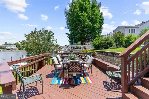 Exterior - 35 Neptune Dr, Joppa, MD 21085 photo 11 of 13