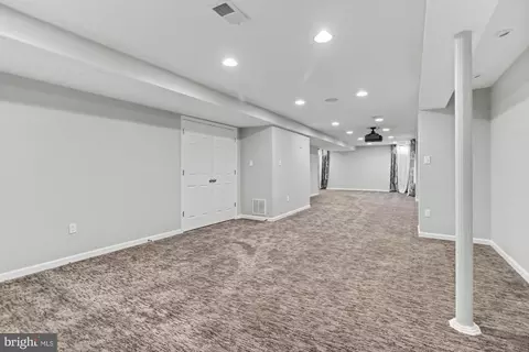 Entry Way - 306 Loganwood Ct, Joppa, MD 21085 photo 9 of 9
