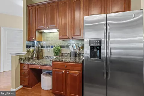 Kitchen - 306 Loganwood Ct, Joppa, MD 21085 photo 5 of 6