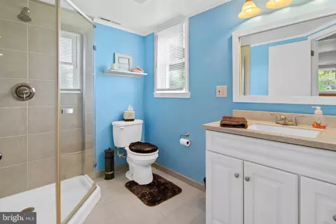Bath - 3223 Suffolk Ln, Fallston, MD 21047 photo 3 of 3
