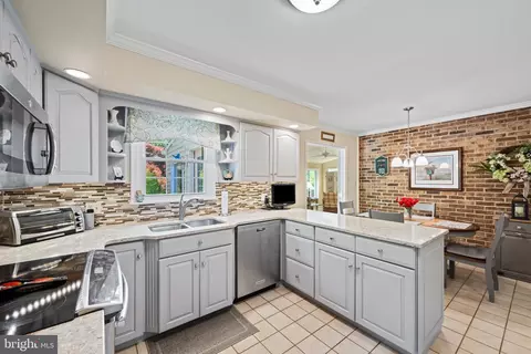 Kitchen - 3105 Clearfield Ct, Baldwin, MD 21013 photo 4 of 4