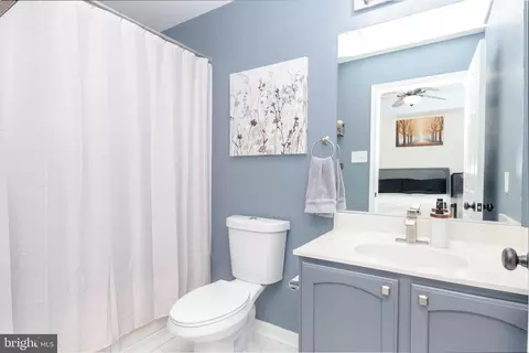 Bath - 1985 Mitchell Dr, Aberdeen, MD 21001 photo 1 of 1