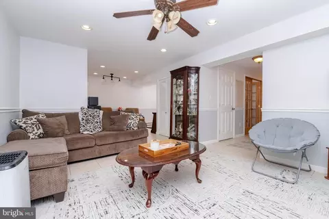 Living - 1985 Mitchell Dr, Aberdeen, MD 21001 photo 4 of 4