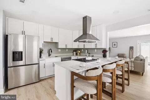 Kitchen - 225 Haverhill Rd, Joppa, MD 21085 photo 2 of 2