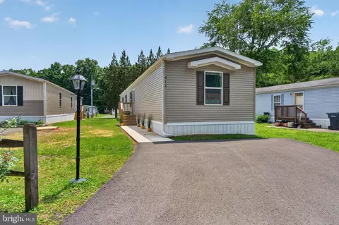 312 Bauers Dr, Edgewood, MD 21040