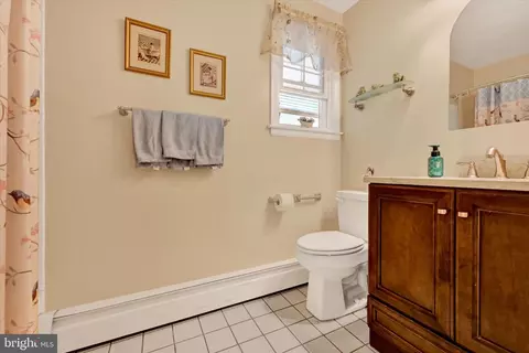 Bath - 1309 Mill Creek Rd, Fallston, MD 21047 photo 3 of 3
