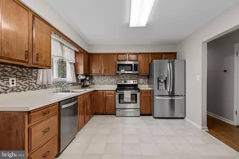 Kitchen - 1305 Terry Way, Fallston, MD 21047 photo 2 of 4
