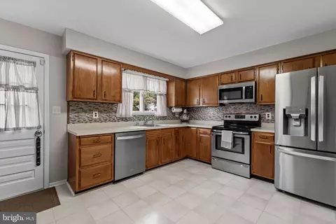 Kitchen - 1305 Terry Way, Fallston, MD 21047 photo 3 of 4