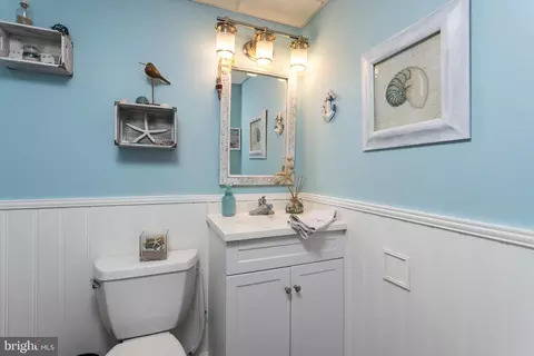 Bath - 218 Garnett Rd, Joppa, MD 21085 photo 3 of 3
