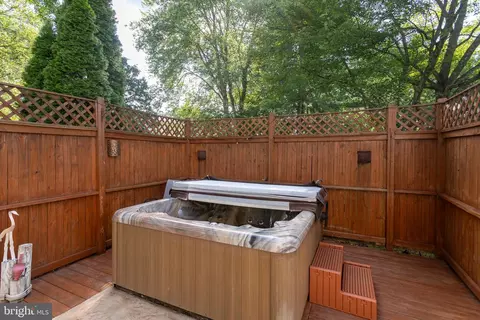 Exterior - 218 Garnett Rd, Joppa, MD 21085 photo 6 of 8