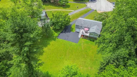 View/Area - 2500 Suffolk Ct, Fallston, MD 21047 photo 2 of 4