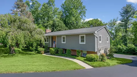 2500 Suffolk Ct, Fallston, MD 21047
