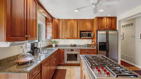 Kitchen - 2500 Suffolk Ct, Fallston, MD 21047 photo 3 of 5