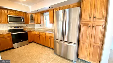 Kitchen - 124 Ravenswood, Joppa, MD 21085 photo 2 of 2