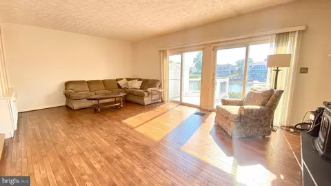 Living - 124 Ravenswood, Joppa, MD 21085 photo 1 of 3