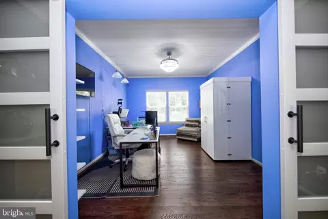 Entry Way - 902 Scannell Ct, Joppa, MD 21085 photo 4 of 6