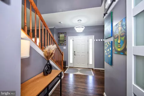 Entry Way - 902 Scannell Ct, Joppa, MD 21085 photo 2 of 6