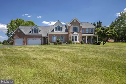 Exterior - 908 Mount Soma Ct, Fallston, MD 21047 photo 4 of 15