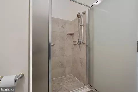 Bath - 908 Mount Soma Ct, Fallston, MD 21047 photo 6 of 7