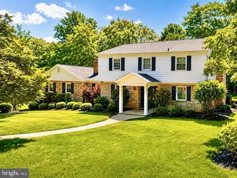 2804 Page Ct, Fallston, MD 21047