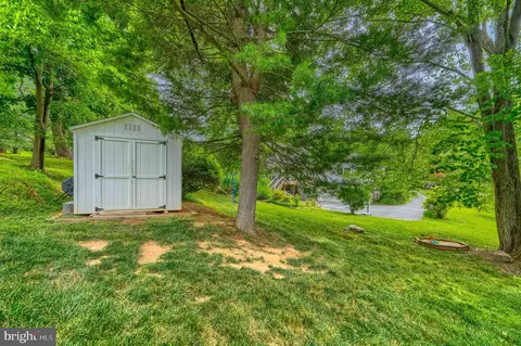 Exterior - 2804 Page Ct, Fallston, MD 21047 photo 6 of 7