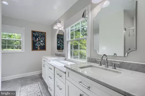 Bath - 2804 Page Ct, Fallston, MD 21047 photo 3 of 6