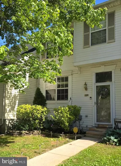 225 Woodland Green Way, Aberdeen, MD 21001