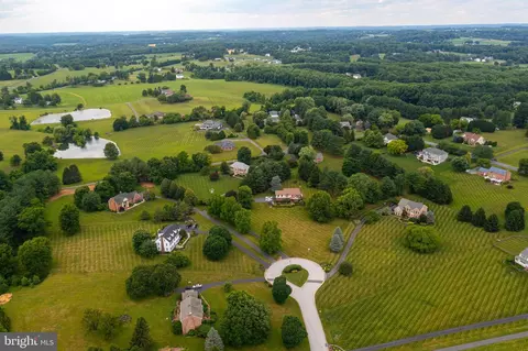 View/Area - 2300 Kings Arms Dr, Fallston, MD 21047 photo 4 of 18