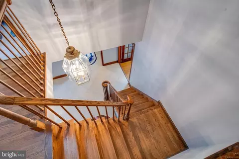 Entry Way - 2300 Kings Arms Dr, Fallston, MD 21047 photo 7 of 8