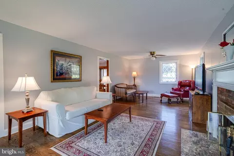 Living - 2300 Kings Arms Dr, Fallston, MD 21047 photo 3 of 9