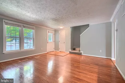 Living - 3359 Garrison Cir, Abingdon, MD 21009 photo 2 of 5