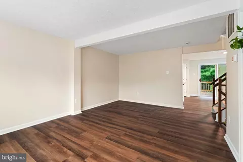 Living - 3228 Split Oak Ct, Abingdon, MD 21009 photo 3 of 3