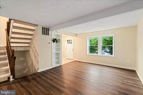 Living - 3228 Split Oak Ct, Abingdon, MD 21009 photo 1 of 3
