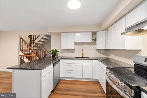Kitchen - 3228 Split Oak Ct, Abingdon, MD 21009 photo 2 of 4