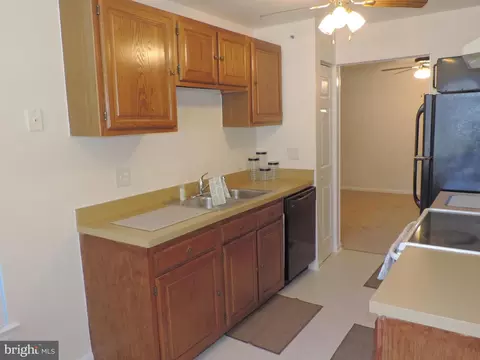 Kitchen - 205 Star Pointe Ct #1D, Abingdon, MD 21009 photo 2 of 2