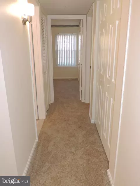 Entry Way - 205 Star Pointe Ct #1D, Abingdon, MD 21009 photo 1 of 1