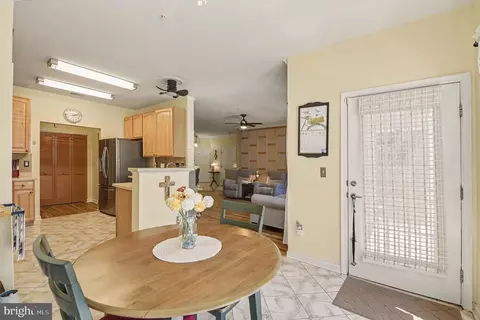 812 Long Dr #812-A, Aberdeen, MD 21001